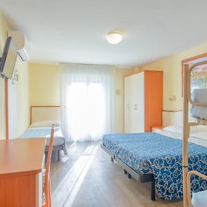Fünfbettzimmer